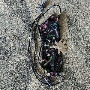 Bettinis Bikini Top Size Small. NWT